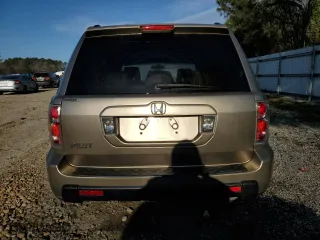 2006 Honda Pilot EX-L with VIN 5FNYF28576B008913, listed as a Copart auction lot 50596035 with 172,341 mi miles and Salvage Title. Bid and sale history available at carsss.com. Image 6.