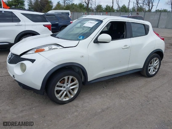 2014 Nissan Juke SL with VIN JN8AF5MV6ET362091, listed as a IAAI auction lot 41904311 with 175,306 mi miles. Bid and sale history available at carsss.com. Image 2.