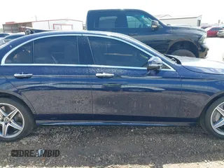 2019 Mercedes-Benz E 450 z VIN WDDZF6JB3KA508944, wystawiony jako IAAI lot #41924160 z przebiegiem 62 302 mil mil oraz . Historia ofert i sprzedaży dostępna na DreamBid. Obrazek 13.