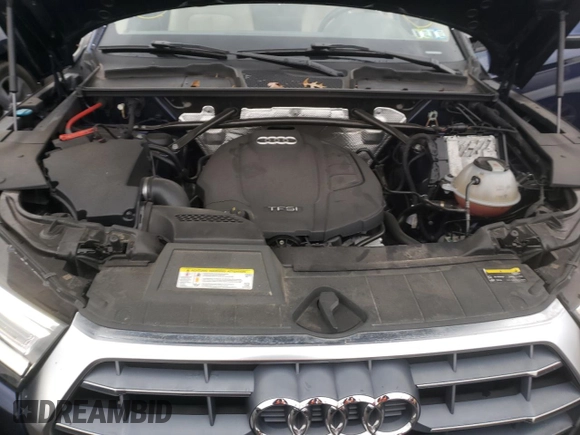 2018 Audi Q5 Premium with VIN WA1ANAFY9J2031210, listed as a Copart auction lot 32058362 with 53,367 mi miles. Bid and sale history available at carsss.com. Image 7.