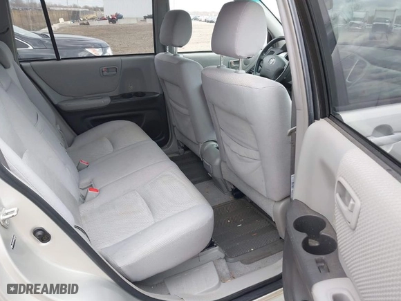 2004 Toyota Highlander with VIN JTEEP21A940059408, listed as a IAAI auction lot 42094429 with 191,682 mi miles. Bid and sale history available at carsss.com. Image 8.