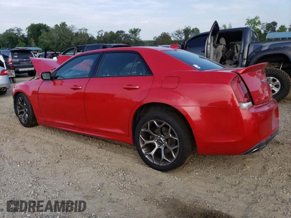 2015 Chrysler 300 S z VIN 2C3CCABT5FH743408, wystawiony jako Copart lot #62085374 z przebiegiem Nie podano mil oraz Szkoda całkowita • Salvage title. Historia ofert i sprzedaży dostępna na DreamBid. Obrazek 2.