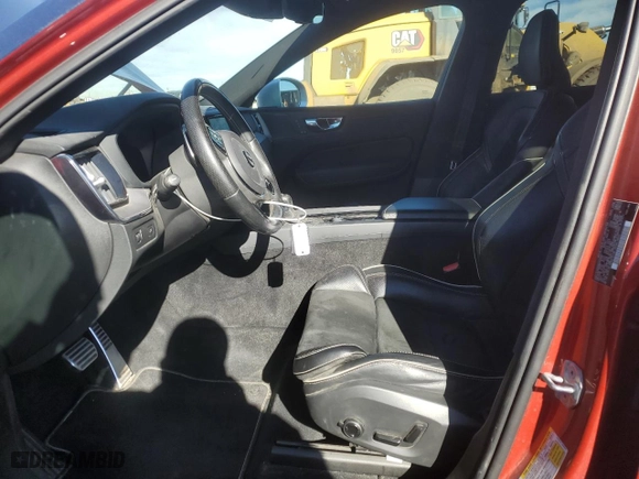 2019 Volvo XC60 R-Design with VIN LYV102RM6KB320967, listed as a Copart auction lot 43350595 with 65,640 mi miles and Salvage Title. Bid and sale history available at carsss.com. Image 7.