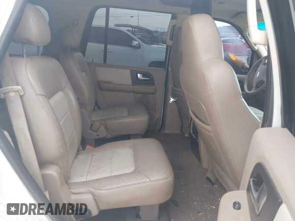 2003 Ford Expedition Eddie Bauer z VIN 1FMFU18L73LA67177, wystawiony jako IAAI lot #42137354 z przebiegiem 189 359 mil mil oraz . Historia ofert i sprzedaży dostępna na DreamBid. Obrazek 8.