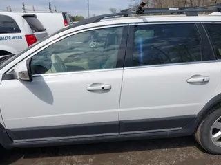2012 Volvo XC70 3.2L with VIN YV4952BZ0C1133692, listed as a IAAI auction lot 42013093 with 153,678 mi miles and . Bid and sale history available at DreamBid. Image 14.