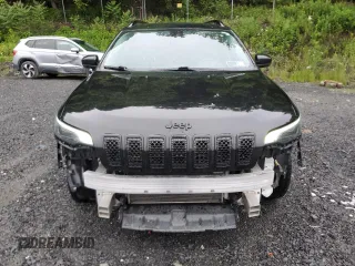 2020 Jeep Cherokee Latitude Plus with VIN 1C4PJMLB1LD655703, listed as a Copart auction lot 59983265 with 88,700 mi miles and Salvage title. Bid and sale history available at DreamBid. Image 5.