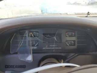 1995 Chevrolet Caprice z VIN 1G1BL52W8SR129349, wystawiony jako Copart lot #41795435 z przebiegiem Nie podano mil oraz Szkoda całkowita • Salvage title. Historia ofert i sprzedaży dostępna na DreamBid. Obrazek 9.