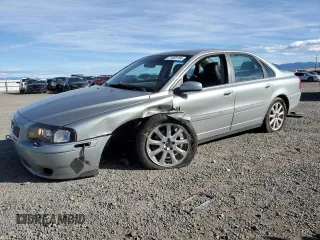 2004 Volvo S80 with VIN YV1TH59HX41372404, listed as a Copart auction lot 71828184 with 89,150 mi miles and Clean Title. Bid and sale history available at carsss.com. Image 1.