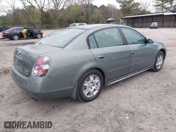 2006 Nissan Altima 2.5 S with VIN 1N4AL11D26N436241, listed as a IAAI auction lot 41907892 with 195,751 mi miles. Bid and sale history available at carsss.com. Image 4.
