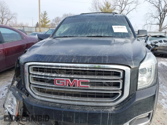 2015 GMC Yukon XL SLT with VIN 1GKS2HKC6FR257133, listed as a IAAI auction lot 41385913 with 150,238 mi miles. Bid and sale history available at carsss.com. Image 12.