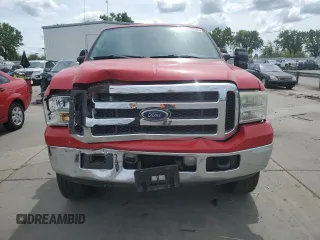 2005 Ford F-250 XL with VIN 1FTSX21P15EA76932, listed as a Copart auction lot 52053355 with 134,955 mi miles and Salvage title. Bid and sale history available at DreamBid. Image 5.