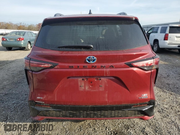 2024 Toyota Sienna XSE with VIN 5TDXSKFC4RS112915, listed as a Copart auction lot 82203294 with 0 mi miles and Salvage Title. Bid and sale history available at carsss.com. Image 6.