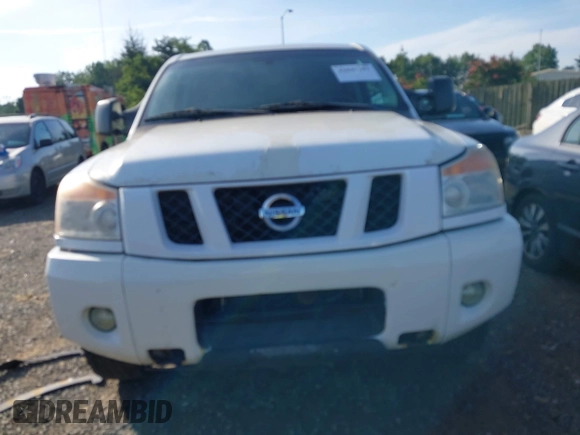 2008 Nissan Titan XE z VIN 1N6AA07FX8N309885, wystawiony jako IAAI lot #42847181 z przebiegiem 192 595 mil mil oraz . Historia ofert i sprzedaży dostępna na DreamBid. Obrazek 6.