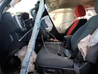 2022 Toyota Tacoma SR z VIN 3TYRZ5CN3NT017224, wystawiony jako Copart lot #44068435 z przebiegiem 11 836 mil mil oraz Szkoda całkowita • Salvage title. Historia ofert i sprzedaży dostępna na DreamBid. Obrazek 7.