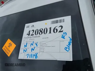 2017 Toyota Avalon XLE z VIN 4T1BK1EB2HU250987, wystawiony jako IAAI lot #42080162 z przebiegiem 71 118 mil mil oraz . Historia ofert i sprzedaży dostępna na DreamBid. Obrazek 17.