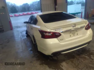 2018 Nissan Altima SR with VIN 1N4AL3AP9JC294402, listed as a IAAI auction lot 41181658 with 46,289 mi miles and . Bid and sale history available at carsss.com. Image 19.