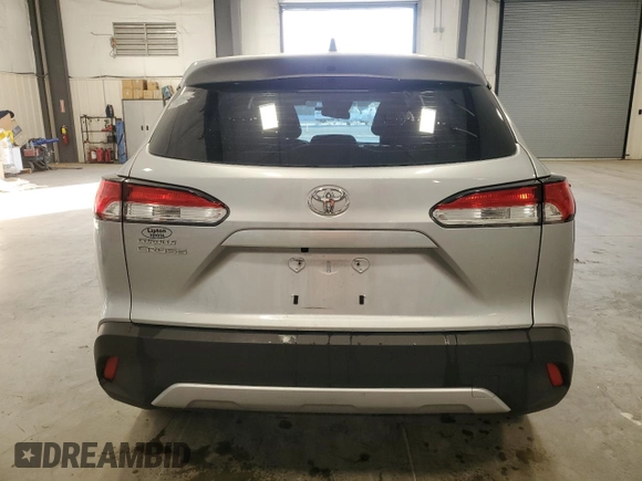 2023 Toyota Corolla Cross L with VIN 7MUAAAAG3PV043568, listed as a Copart auction lot 44022615 with 39,403 mi miles and Clean title. Bid and sale history available at DreamBid. Image 6.