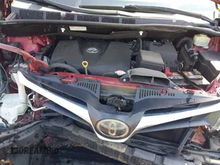 2018 Toyota Sienna LE Auto Access Seat with VIN 5TDKZ3DC6JS937924, listed as a IAAI auction lot 42000189 with 91,188 mi miles. Bid and sale history available at carsss.com. Image 10.