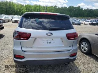 2020 Kia Sorento LX V6 with VIN 5XYPG4A5XLG629985, listed as a Copart auction lot 54002355 with 113,442 mi miles and Clean Title. Bid and sale history available at carsss.com. Image 6.