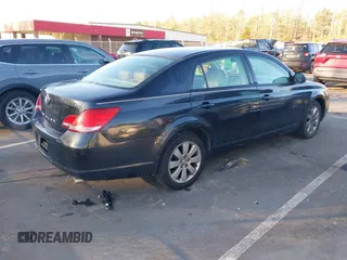 2007 Toyota Avalon XL with VIN 4T1BK36B77U176006, listed as a IAAI auction lot 41475789 with 315,525 mi miles. Bid and sale history available at carsss.com. Image 4.