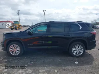 2024 GMC Acadia AWD Elevation z VIN 1GKENNKSXRJ197435, wystawiony jako IAAI lot #41951892 z przebiegiem 10 366 mil mil oraz . Historia ofert i sprzedaży dostępna na DreamBid. Obrazek 14.