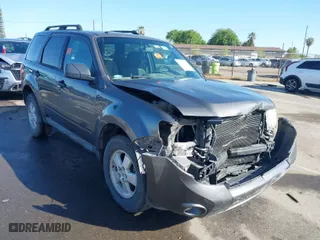 2012 Ford Escape XLT with VIN 1FMCU0D78CKC45514, listed as a IAAI auction lot 41937043 with 162,601 mi miles. Bid and sale history available at carsss.com. Image 1.