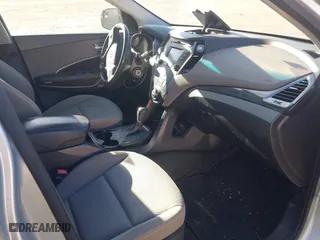 2016 Hyundai Santa Fe SE with VIN KM8SM4HF9GU138521, listed as a IAAI auction lot 41275102 with 175,688 mi miles. Bid and sale history available at carsss.com. Image 5.