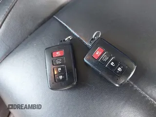 2016 Toyota Highlander XLE z VIN 5TDJKRFH3GS269861, wystawiony jako IAAI lot #42199493 z przebiegiem 94 237 mil mil oraz . Historia ofert i sprzedaży dostępna na DreamBid. Obrazek 11.