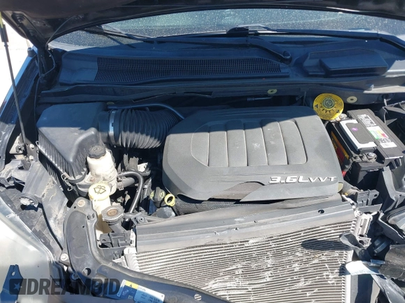 2014 Chrysler Town & Country S with VIN 2C4RC1HG1ER304229, listed as a IAAI auction lot 41807902 with 139,266 mi miles. Bid and sale history available at carsss.com. Image 10.