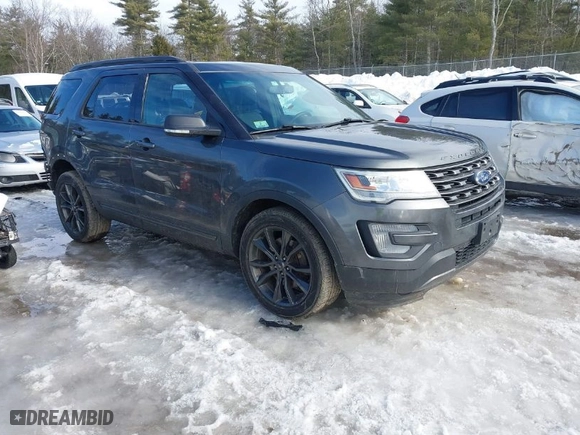 2017 Ford Explorer XLT with VIN 1FM5K8DH5HGE31723, listed as a IAAI auction lot 41661136 with 85,263 mi miles. Bid and sale history available at carsss.com. Image 1.
