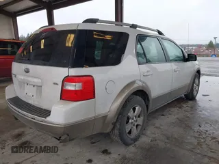 2005 Ford Freestyle SEL with VIN 1FMZK05195GA41496, listed as a IAAI auction lot 41845007 with 185,458 mi miles. Bid and sale history available at carsss.com. Image 4.