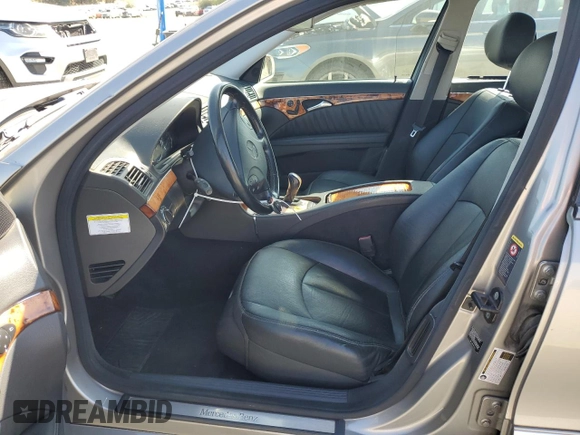 2006 Mercedes-Benz E 500 with VIN WDBUH83J96X194071, listed as a Copart auction lot 71035284 with 121,818 mi miles and Salvage Title. Bid and sale history available at carsss.com. Image 7.