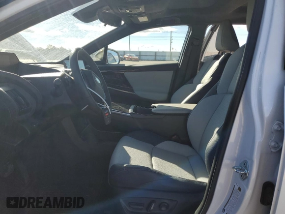 2023 Subaru Solterra Limited с VIN JTMABABA7PA037027, выставлен на аукционе Copart как лот 43781695 с пробегом 9 060 миль миль и Списание • Salvage title. История ставок и продаж доступна на DreamBid. Изображение 7.