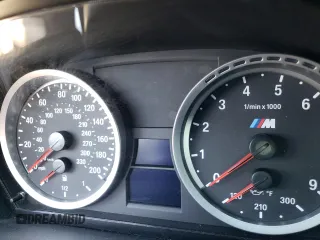 2011 BMW M3 z VIN WBSPM9C54BE203115, wystawiony jako Copart lot #54583324 z przebiegiem Nie podano mil oraz Szkody całkowita. Historia ofert i sprzedaży dostępna na DreamBid. Obrazek 9.