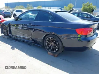 2009 BMW 3 Series 335i with VIN WBAWB73509P158425, listed as a IAAI auction lot 41844083 with 89,684 mi miles and . Bid and sale history available at DreamBid. Image 3.