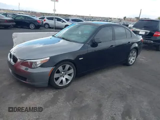 2007 BMW 5 Series 530i with VIN WBANE73527CM57227, listed as a IAAI auction lot 41724097 with 181,689 mi miles. Bid and sale history available at carsss.com. Image 2.