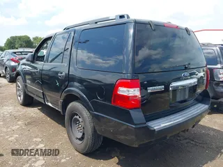2008 Ford Expedition SSV with VIN 1FMFU16598LA82839, listed as a IAAI auction lot 39646505 with 282,187 mi miles and . Bid and sale history available at DreamBid. Image 3.