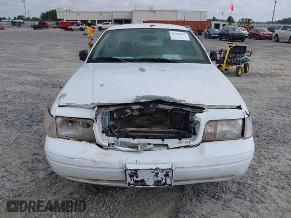 2009 Ford Police Interceptor with VIN 2FAHP71V39X112524, listed as a IAAI auction lot 42358570 with Not provided miles and . Bid and sale history available at DreamBid. Image 12.