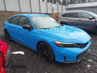 2025 Honda Civic Sport z VIN 19XFL2H84SE009477, wystawiony jako IAAI lot #42006194 z przebiegiem 3 732 mil mil oraz . Historia ofert i sprzedaży dostępna na DreamBid. Obrazek 1.