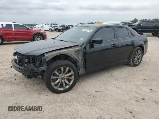 2014 Chrysler 300 S with VIN 2C3CCAGG6EH297425, listed as a Copart auction lot 55770715 with 187,607 mi miles and Salvage title. Bid and sale history available at DreamBid. Image 1.