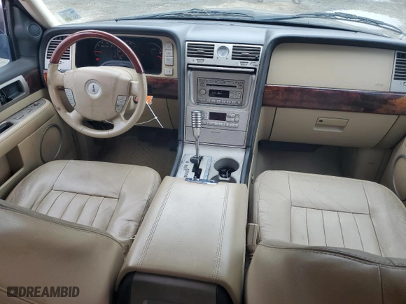 2005 Lincoln Navigator Luxury with VIN 5LMFU27555LJ00668, listed as a Copart auction lot 84251384 with 126,715 mi miles and Salvage Title. Bid and sale history available at carsss.com. Image 8.