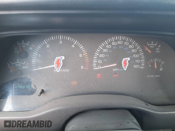 2000 Dodge Dakota SLT with VIN 1B7GG22X1YS655459, listed as a Copart auction lot 84569564 with 240,478 mi miles and Non Repairable. Bid and sale history available at DreamBid. Image 9.
