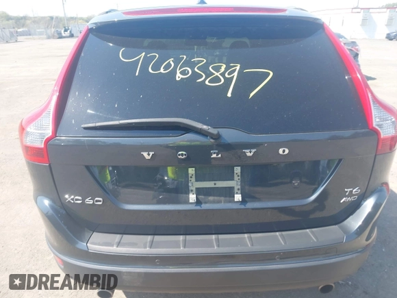 2013 Volvo XC60 T6 with VIN YV4902DZ2D2426548, listed as a IAAI auction lot 42063897 with 86,129 mi miles. Bid and sale history available at carsss.com. Image 16.