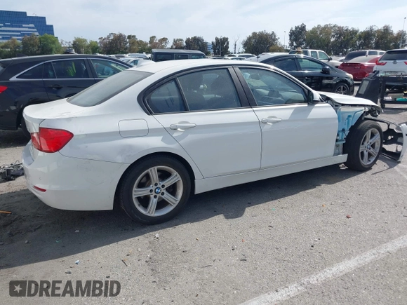 2015 BMW 3 Series 328i z VIN WBA3A5G56FNS90603, wystawiony jako IAAI lot #42246838 z przebiegiem 41 799 mil mil oraz . Historia ofert i sprzedaży dostępna na DreamBid. Obrazek 14.