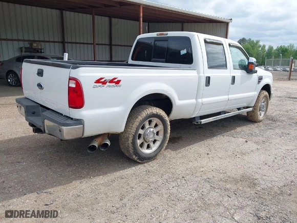 2009 Ford Super Duty F-250 SRW XL with VIN 1FTSW21R59EA73624, listed as a IAAI auction lot 42077112 with 250,715 mi miles. Bid and sale history available at carsss.com. Image 4.