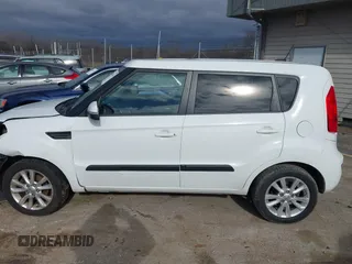 2012 Kia Soul + with VIN KNDJT2A67C7448919, listed as a IAAI auction lot 41945100 with 113,454 mi miles. Bid and sale history available at carsss.com. Image 14.