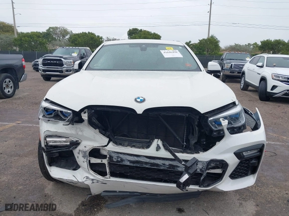 2021 BMW X6 xDrive40i with VIN 5UXCY6C00M9F88215, listed as a IAAI auction lot 41646498 with 43,587 mi miles. Bid and sale history available at carsss.com. Image 12.