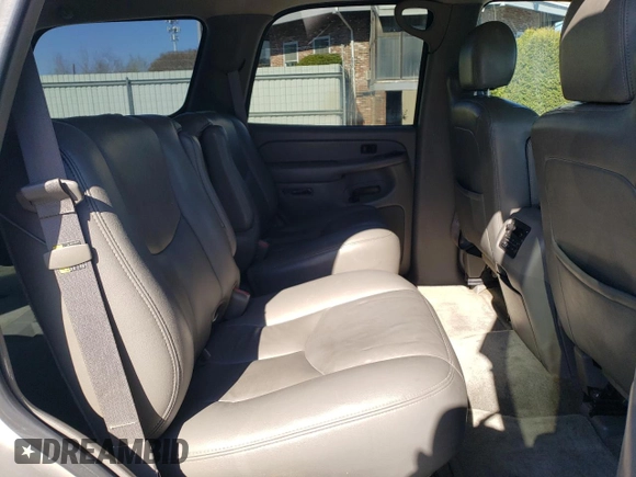 2004 GMC Yukon SLT z VIN 1GKEC13T64R286726, wystawiony jako Copart lot #52852365 z przebiegiem 243 292 mil mil oraz Czysty tytuł • Clean title. Historia ofert i sprzedaży dostępna na DreamBid. Obrazek 11.