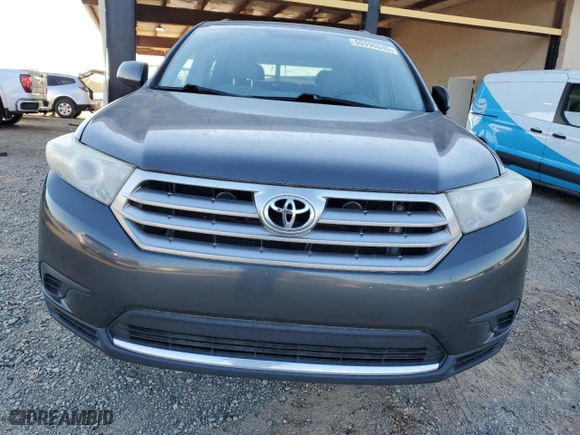 2013 Toyota Highlander with VIN 5TDZA3EH7DS039515, listed as a Copart auction lot 50390035 with 207,775 mi miles and Clean Title. Bid and sale history available at carsss.com. Image 5.