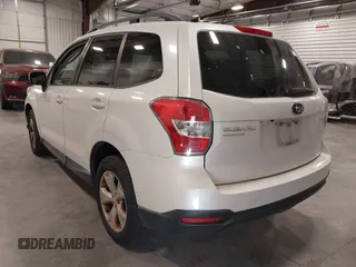 2014 Subaru Forester 2.5i Premium with VIN JF2SJAECXEH556132, listed as a IAAI auction lot 41915372 with 139,214 mi miles. Bid and sale history available at carsss.com. Image 3.